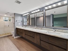 372 Golfview Road 201, North Palm Beach FL 33408