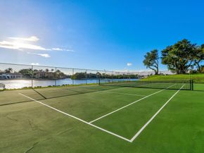 372 Golfview Road 201, North Palm Beach FL 33408