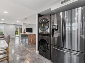 372 Golfview Road 201, North Palm Beach FL 33408