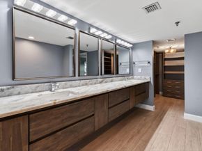 372 Golfview Road 201, North Palm Beach FL 33408