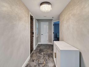 372 Golfview Road 201, North Palm Beach FL 33408