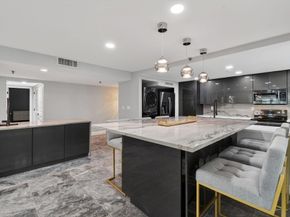 372 Golfview Road 201, North Palm Beach FL 33408