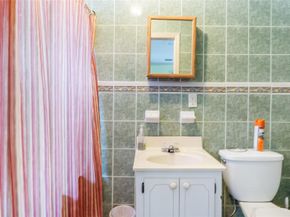 117 SW 1st Ave, Hallandale Beach FL 33009