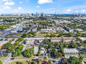 117 SW 1st Ave, Hallandale Beach FL 33009