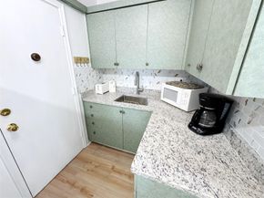 310 S Cypress Rd 729, Pompano Beach FL 33060