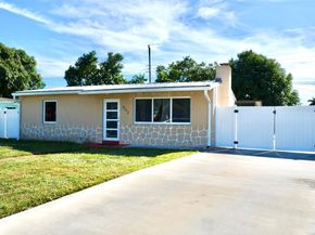 552 Beech Road, West Palm Beach FL 33409