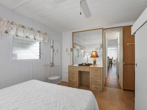 8573 SW 16th St, Davie FL 33324