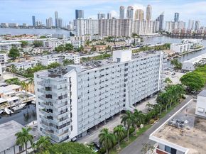 3703 NE 166th St 1010, North Miami Beach FL 33160