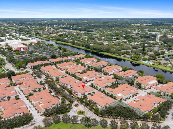 806 NW 83rd Lane, Boca Raton FL 33487