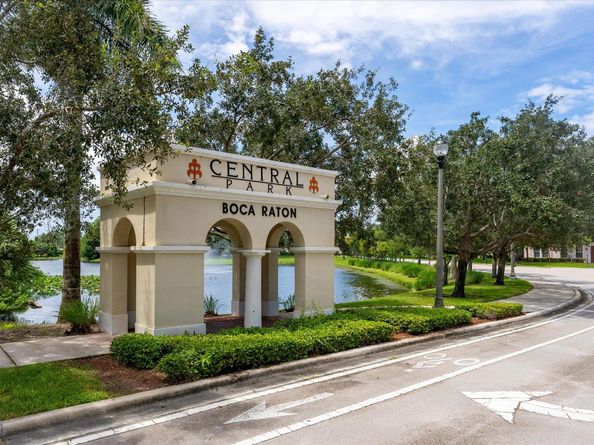 806 NW 83rd Lane, Boca Raton FL 33487