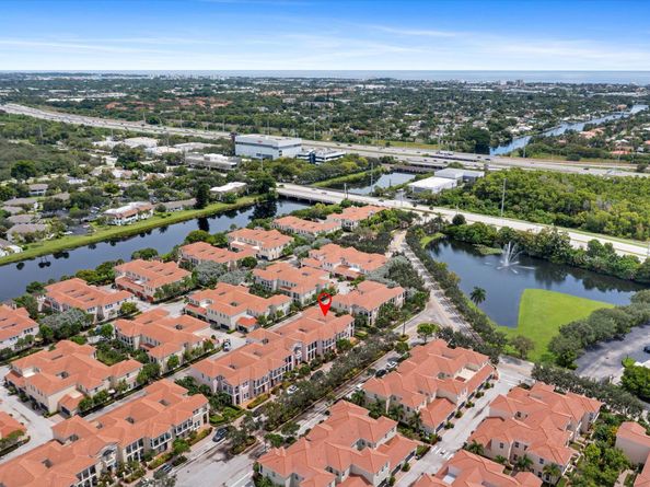 806 NW 83rd Lane, Boca Raton FL 33487