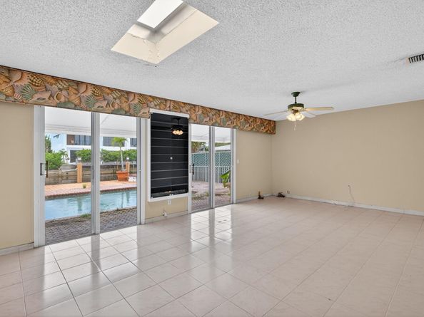 2811 NE 59th St, Fort Lauderdale FL 33308