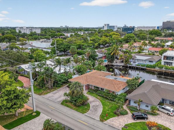 2811 NE 59th St, Fort Lauderdale FL 33308