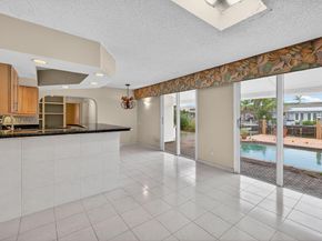 2811 NE 59th St, Fort Lauderdale FL 33308