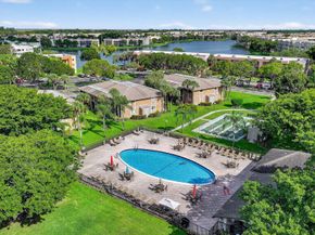 7711 Ashmont Circle 215, Tamarac FL 33321