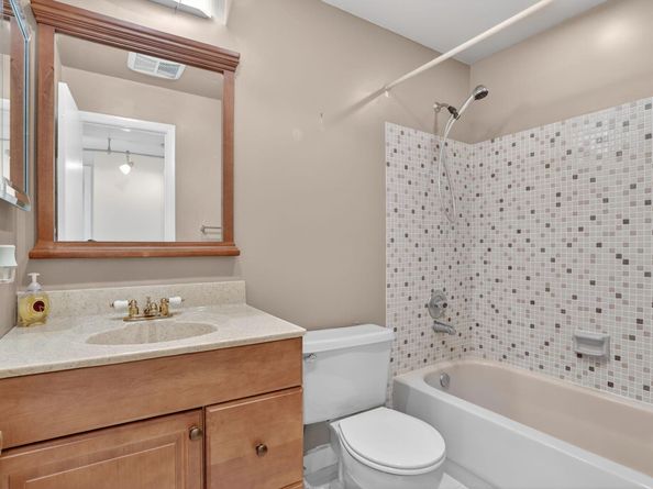 7711 Ashmont Circle 215, Tamarac FL 33321