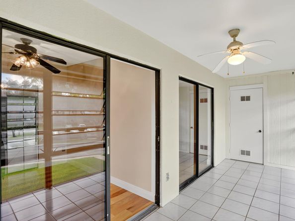 7711 Ashmont Circle 215, Tamarac FL 33321