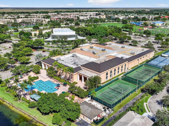 7711 Ashmont Circle 215, Tamarac FL 33321