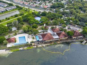 118 Lake Emerald Drive 102, Oakland Park FL 33309