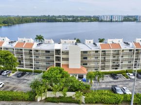 118 Lake Emerald Drive 102, Oakland Park FL 33309