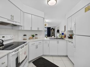 118 Lake Emerald Drive 102, Oakland Park FL 33309