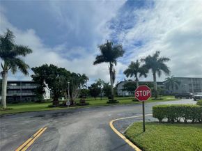 251 S Suffolk F 251 251, Boca Raton FL 33434