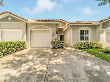 1203 SW 48th