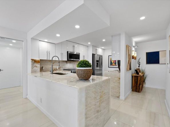 3580 S Ocean Boulevard 7e, South Palm Beach FL 33480