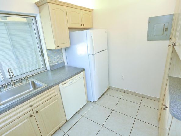 9151 Lime Bay Blvd 310, Tamarac FL 33321