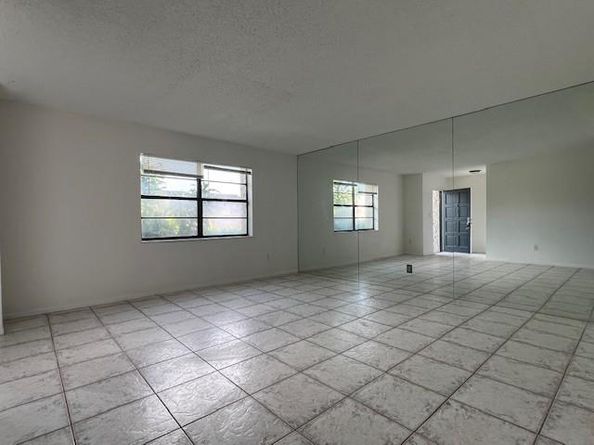 2609 N 40th Ave A5, Hollywood FL 33021