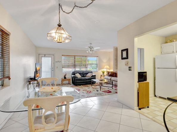 189 Coventry H, West Palm Beach FL 33417