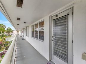 189 Coventry H, West Palm Beach FL 33417