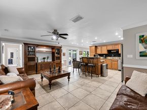 671 NW 82 Ter Terrace, Coral Springs FL 33071