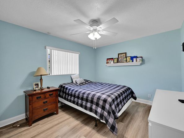 671 NW 82 Ter Terrace, Coral Springs FL 33071