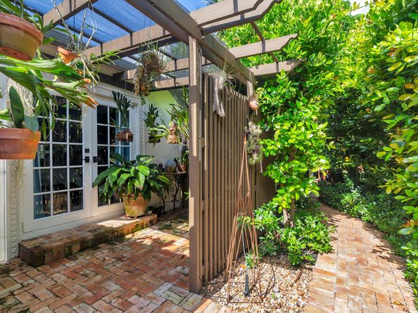 815 Nathan Hale Road, West Palm Beach FL 33405