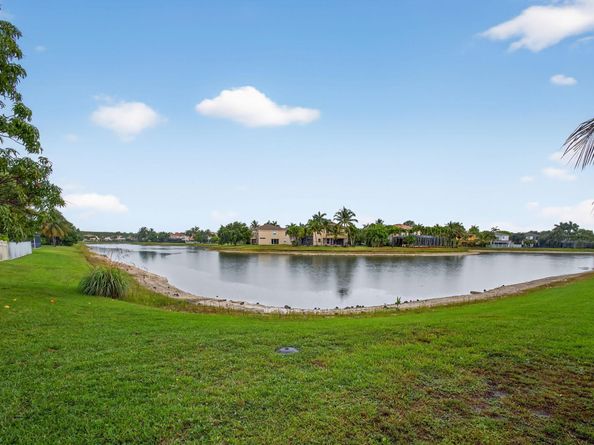 8933 Alexandra Circle, Wellington FL 33414