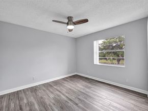 7541 NW 16th St 1211, Plantation FL 33313