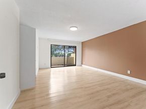 8925 Palm Tree Ln 8925, Hollywood FL 33024