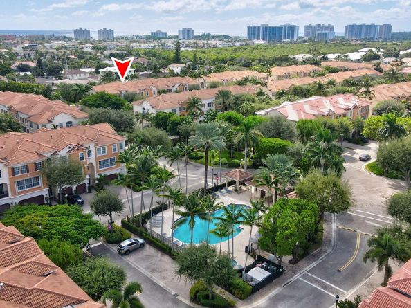 5660 NE Trieste Way, Boca Raton FL 33487