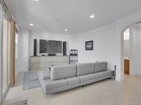 5660 NE Trieste Way, Boca Raton FL 33487