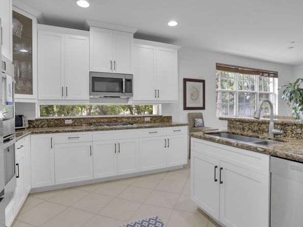 5660 NE Trieste Way, Boca Raton FL 33487