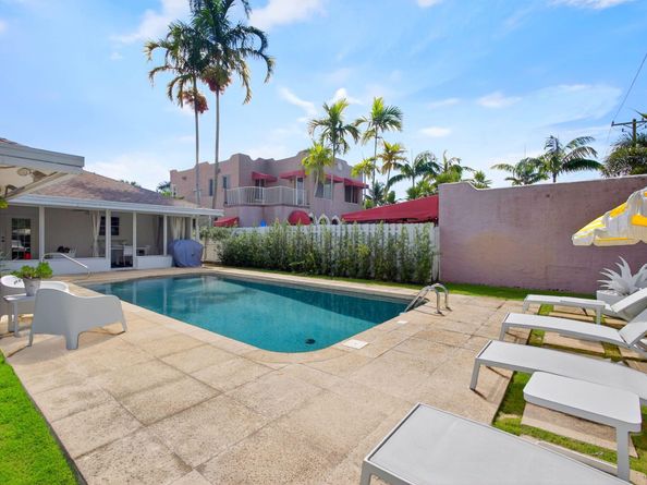 1123 N Lakeside Drive, Lake Worth Beach FL 33460