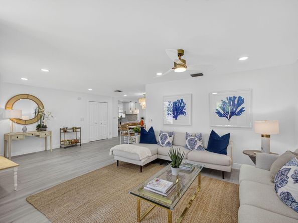 1123 N Lakeside Drive, Lake Worth Beach FL 33460