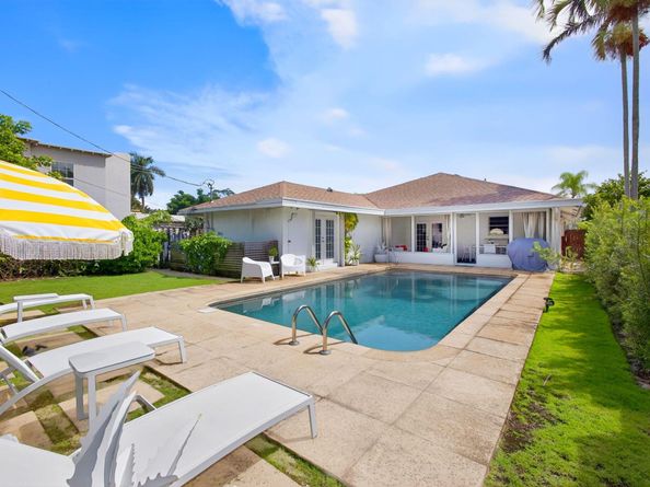1123 N Lakeside Drive, Lake Worth Beach FL 33460