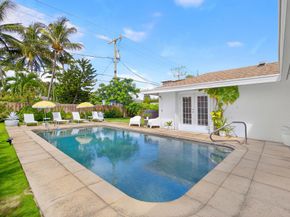1123 N Lakeside Drive, Lake Worth Beach FL 33460