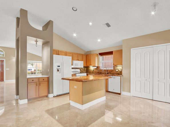 121 Egret Drive, Jupiter FL 33458