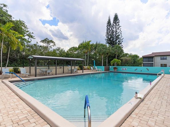 21734 Arriba Real 32b, Boca Raton FL 33433