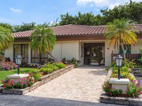 21734 Arriba Real 32b, Boca Raton FL 33433