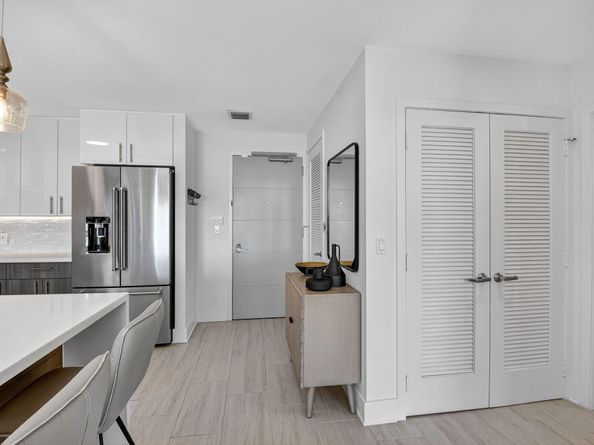 236 SE Fifth Avenue 405, Delray Beach FL 33483