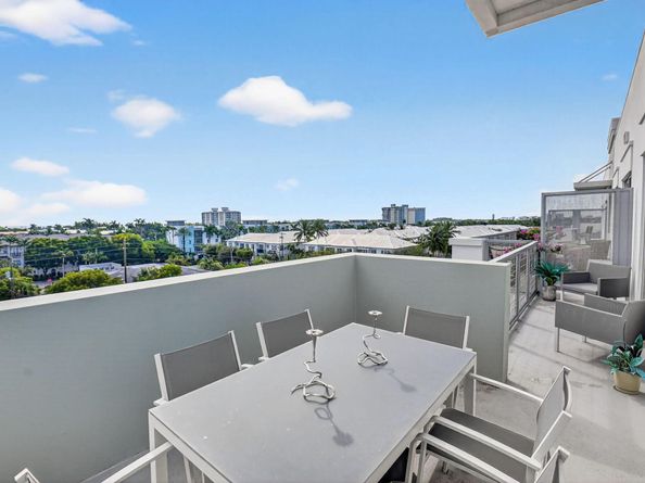 236 SE Fifth Avenue 405, Delray Beach FL 33483